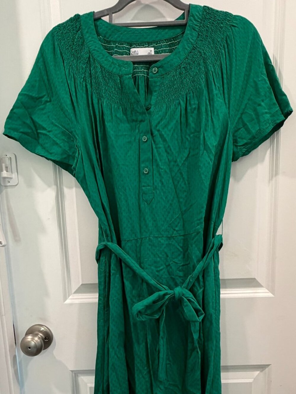 Croft & Barrow Lovely, Fun Green Dress w/POCKETS!